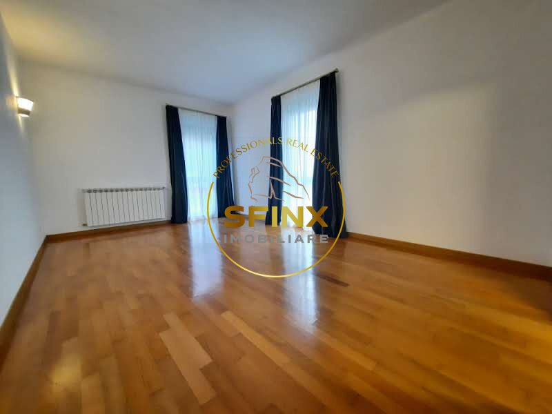 Washington Residence, pet friendly 4 room apartment, 2 terraces, parking